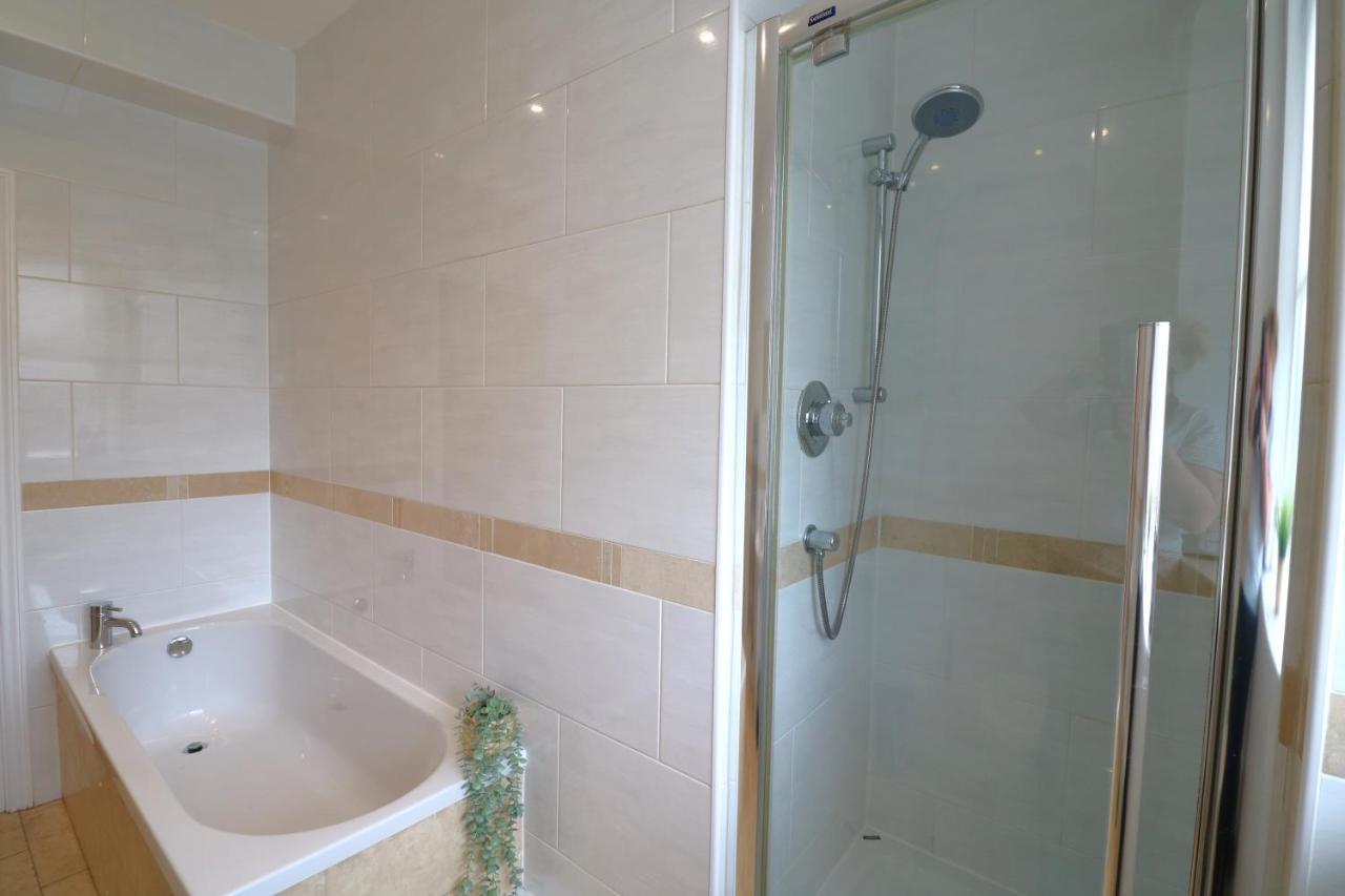 Luxury Spacious 2 Bed Apartment Free Ample Parking Sunderland  Exterior foto